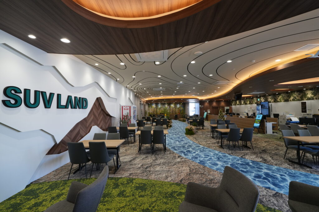 SUV LAND豊橋店　改装工事